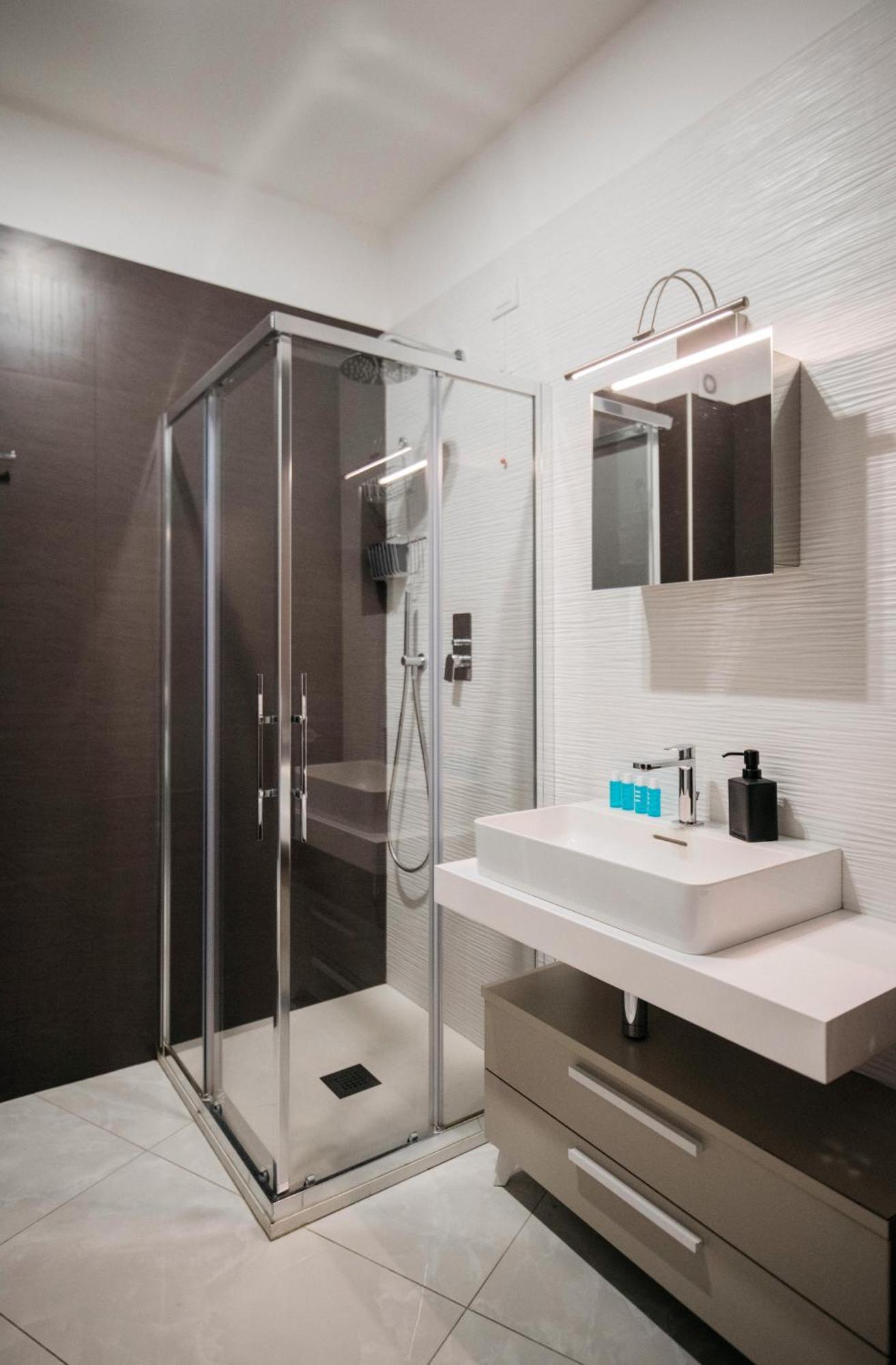 Minerva Luxury Apartment & Tulipan Apartment By Taormina Holidays Buitenkant foto