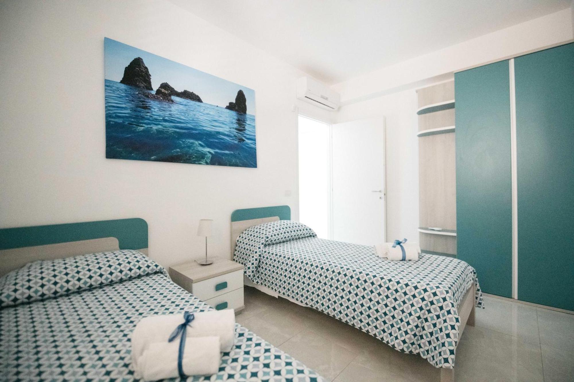 Minerva Luxury Apartment & Tulipan Apartment By Taormina Holidays Buitenkant foto